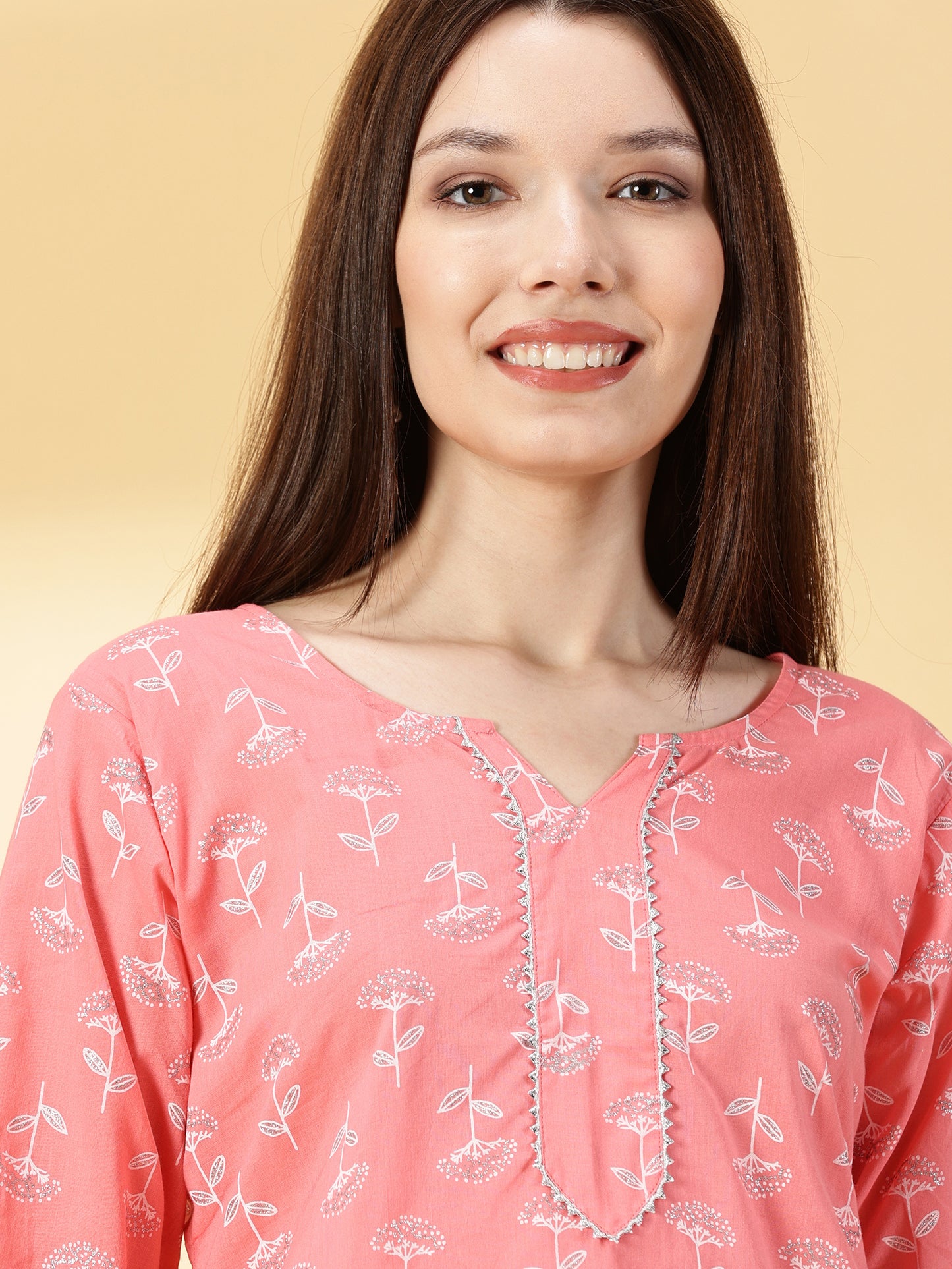 Women Pink Cotton Printed Straight Kurti