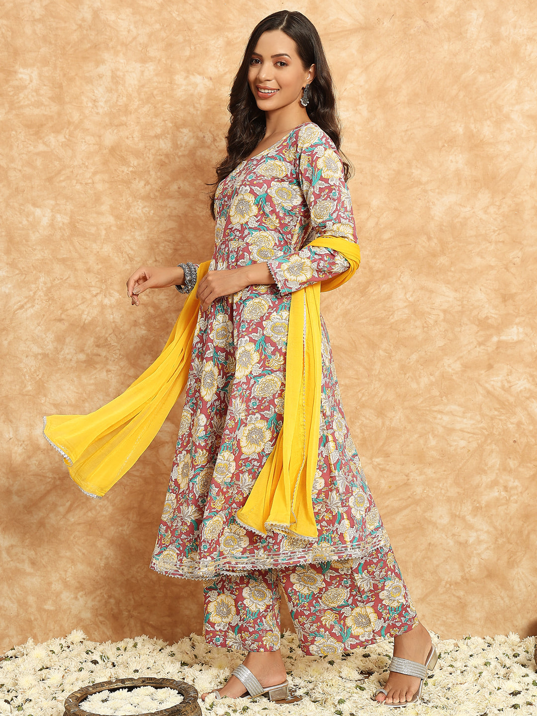 women multi color anarkali kurta set