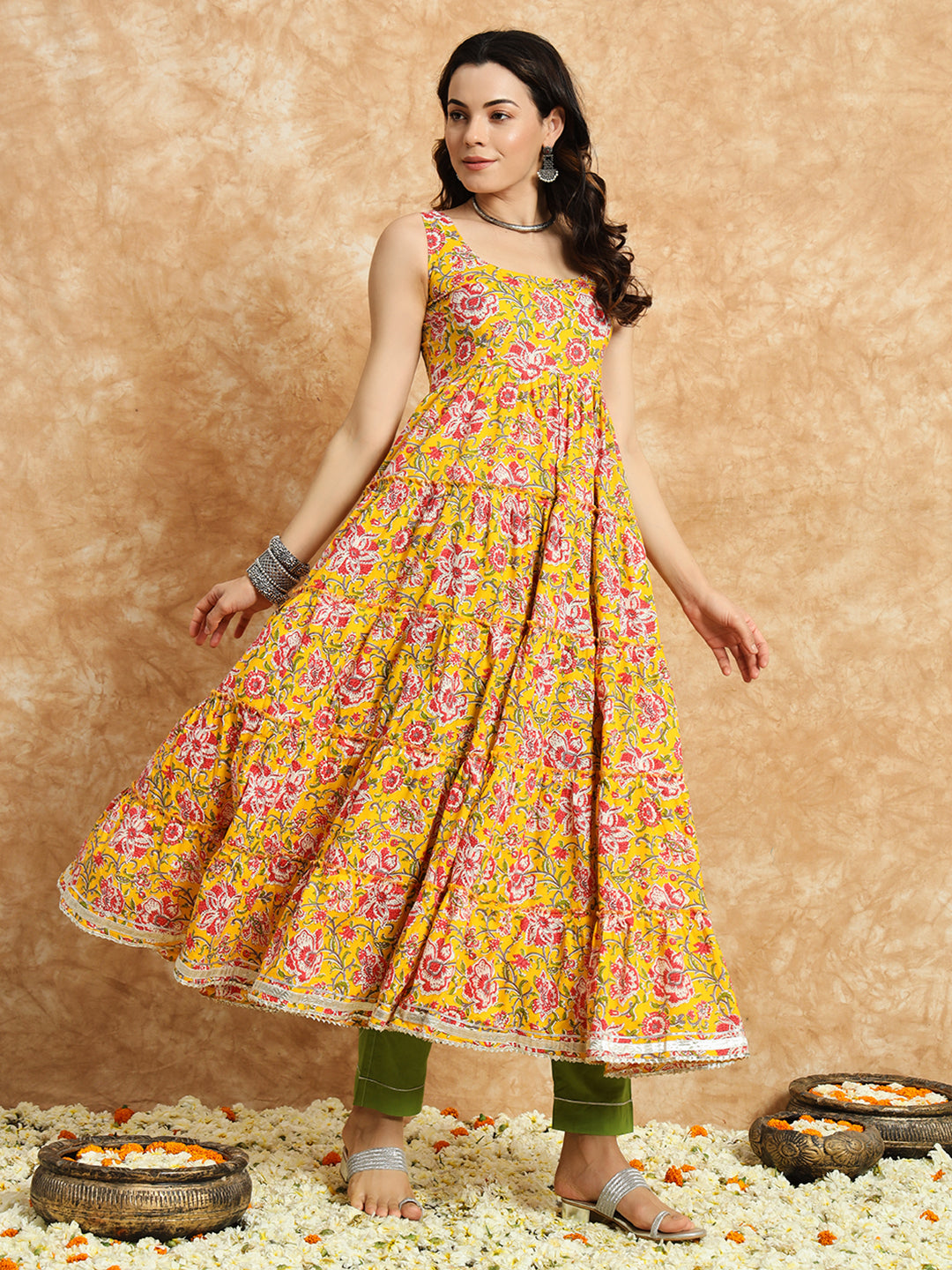 Women Yellow Printed Cotton Suit Set