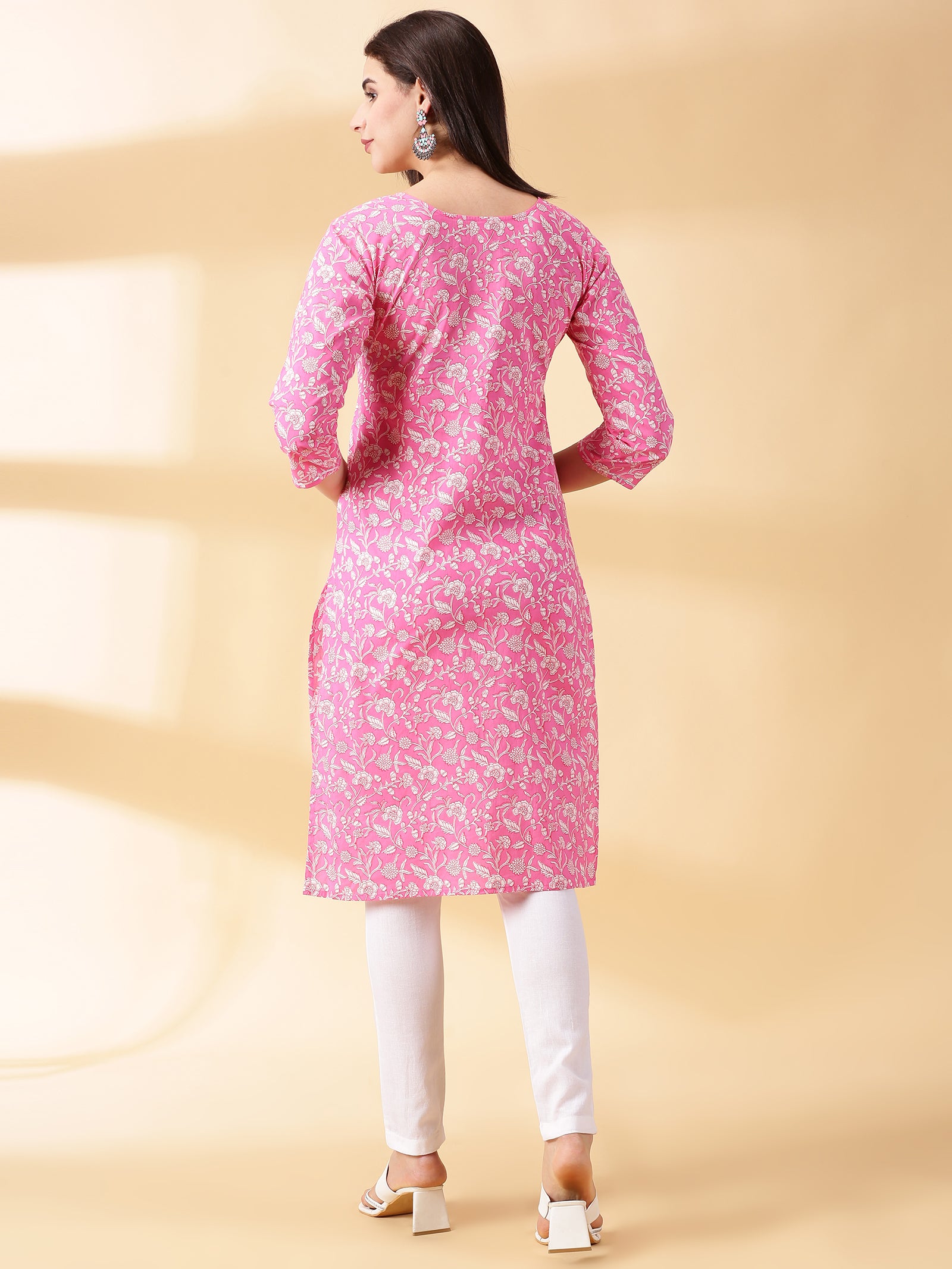Women Pink Cotton Kurta With Trouser