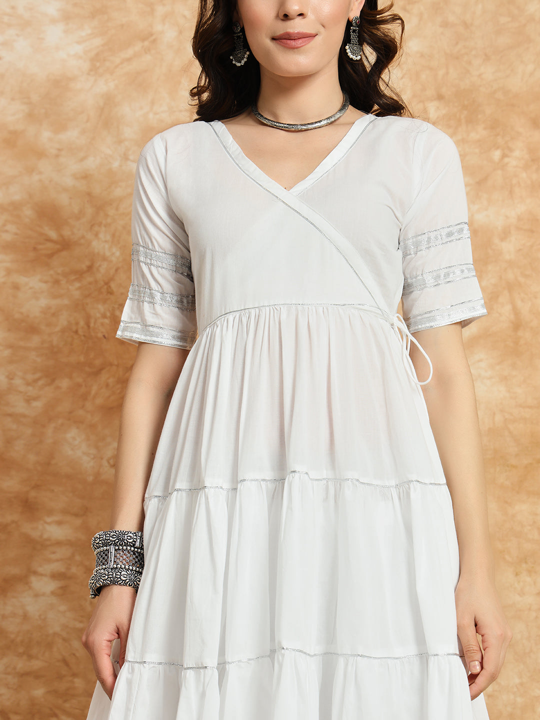 Women White Cotton Gotapatti Suit Set