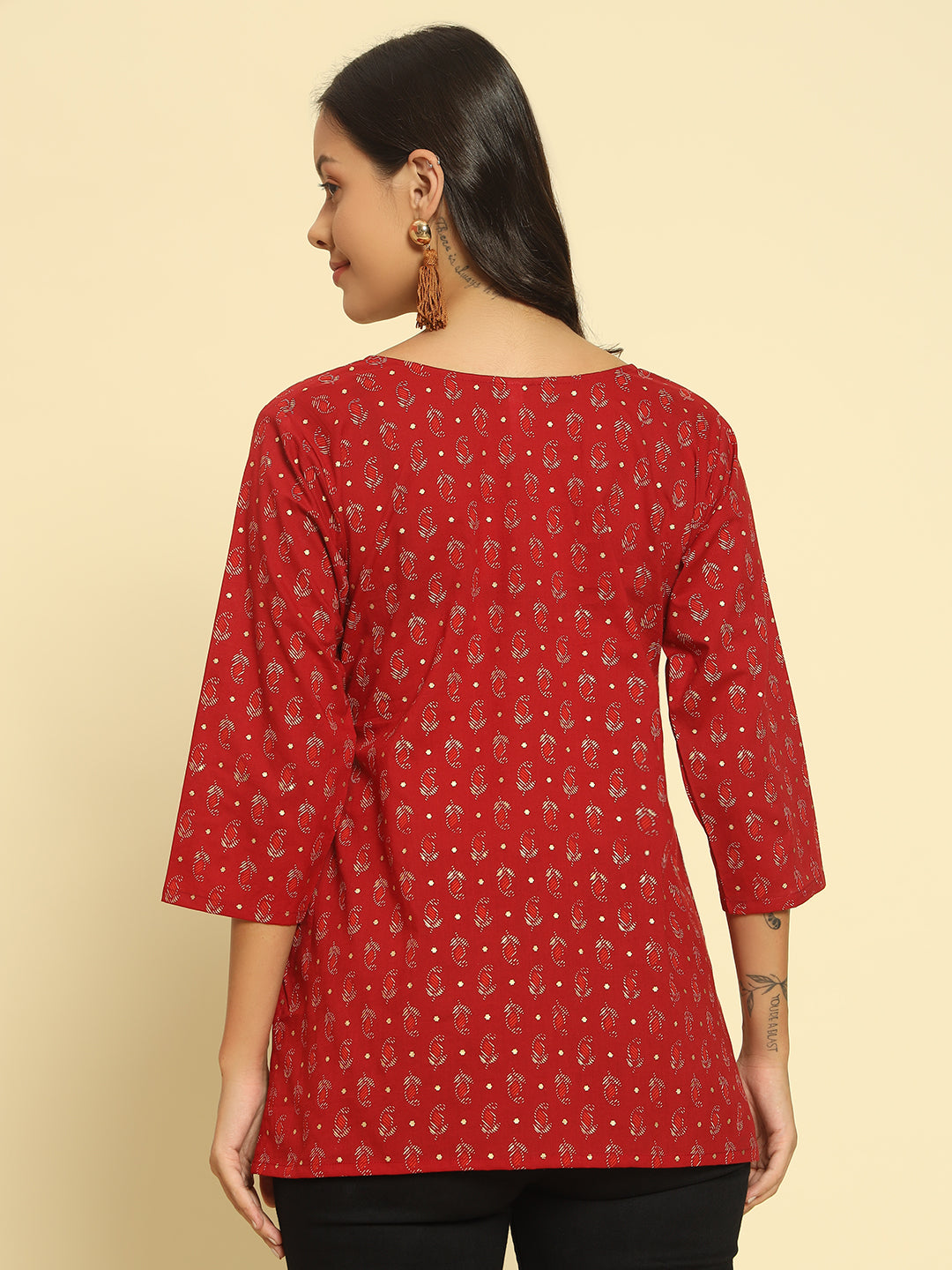 Women Maroon Cotton Printed Straight Kurti